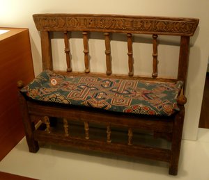 Cute carved seat/bench
