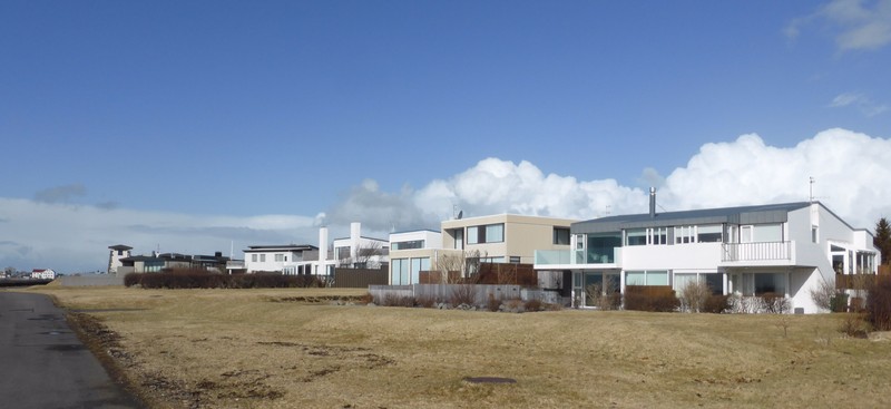 Posh beach front houses in Reykjavik