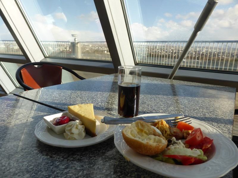 Lunch at the top of the Perlan