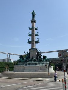 Monument downtown Vienna. 
