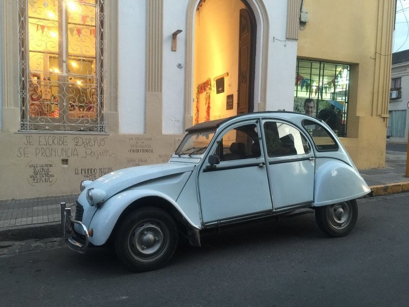 A lonely 2CV