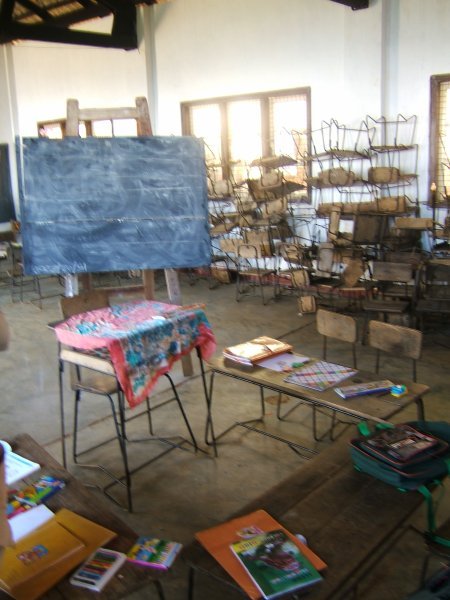 Sri Lanka70 - hill trek10 schoolroom