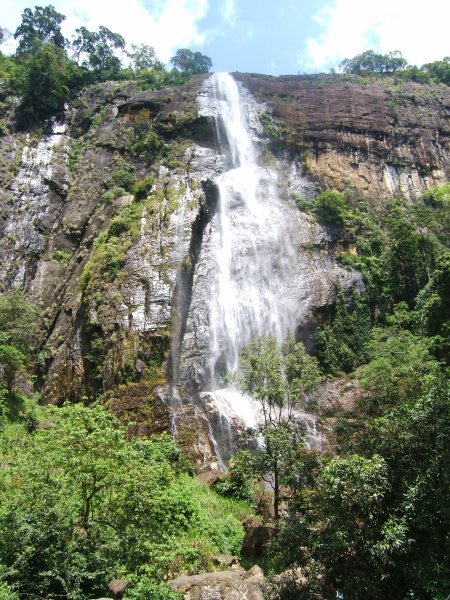 Sri Lanka82 - hill trek22 2nd tallest waterfall