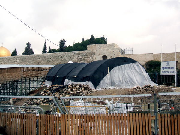 the excavation site next to al aqsa