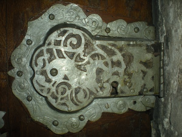 closeup of one of the large hinges