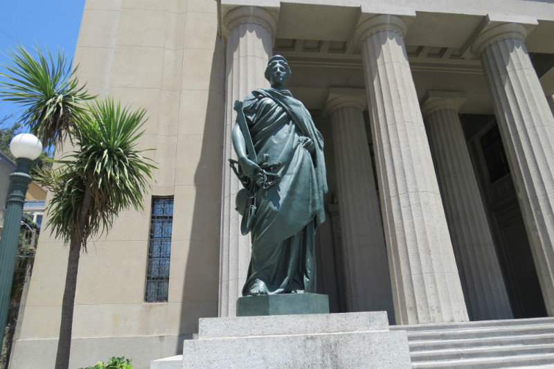 Lady of Justice (not) statue