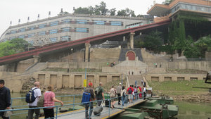 Floating dock and steps from boat in Chongqing