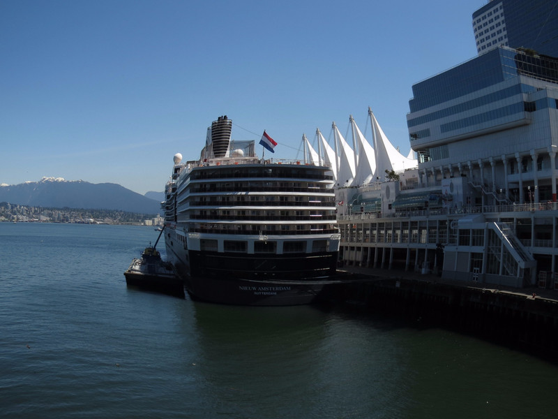 Nieuw Amsterdam docked at Canada Place