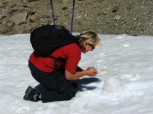 Bariloche  - making of the snowman