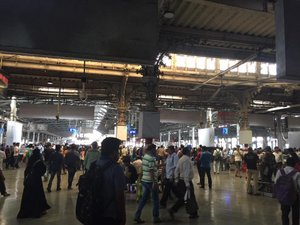 Busy Mumbai train station