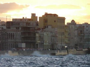 Havana rough seas