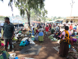 Rwendi Market day