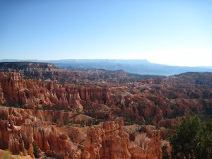 Looking out on Bryce Canyon from the rim