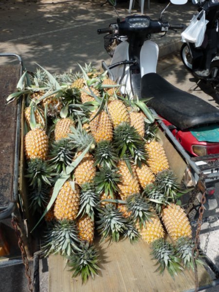 Pineapple delivery