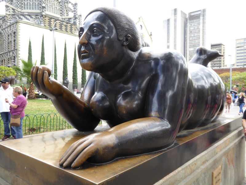 Statue by Botero in Medellin
