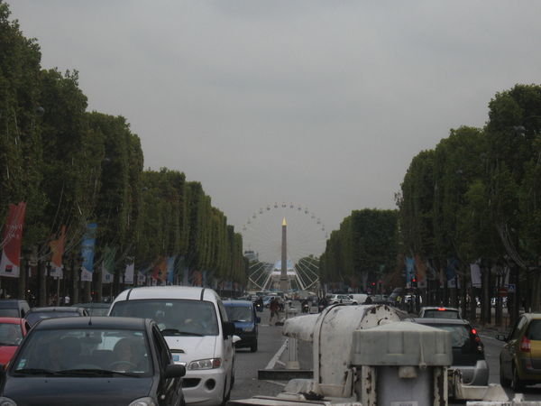 Champs Élysées côté Obélix