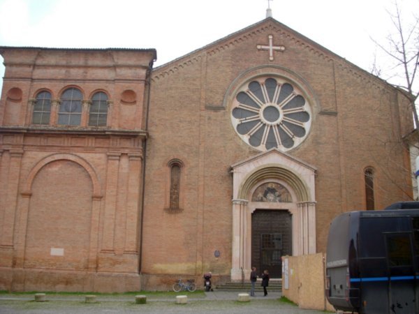Bologna--Chiesa di San Domenico, facade