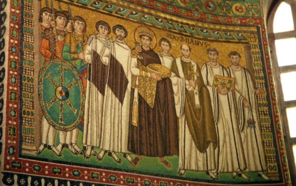 Ravenna--San Vitale, Apse Mosaics, Justinian & Attendants