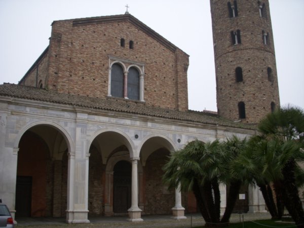 Ravenna--St Apollinare Nuovo, Facade