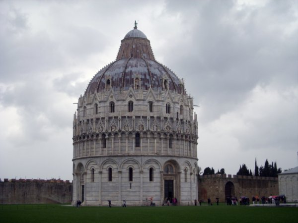 Pisa, la Piazza dei Miracoli, Baptistery