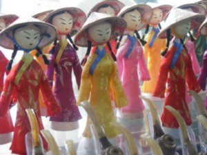 Vietnamese ladies puppets
