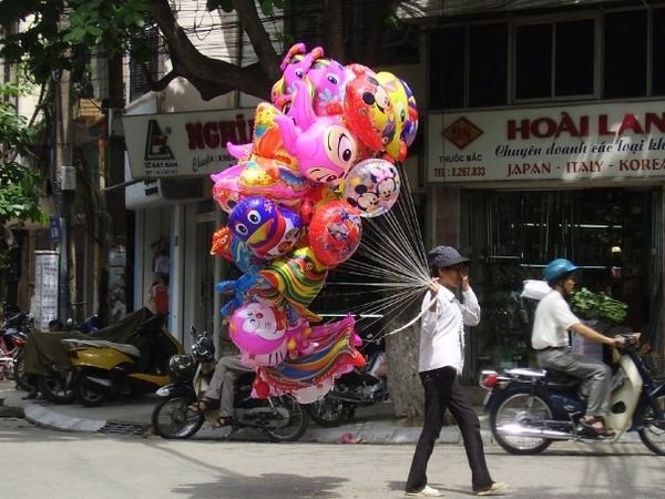 Balloon seller in Hanoi