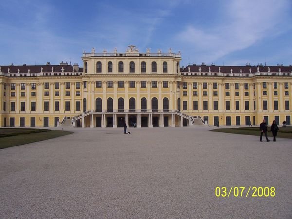 Schonbrunn Castle 