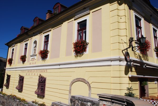 Offi Haz Hotel in Eger