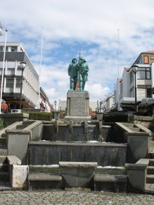 Statue in Haugesund