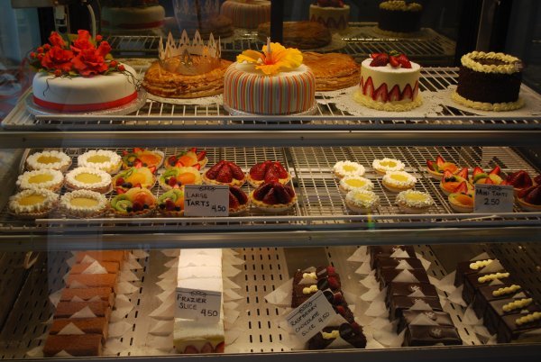 The delicious-looking pastries at Croissant de Paris 