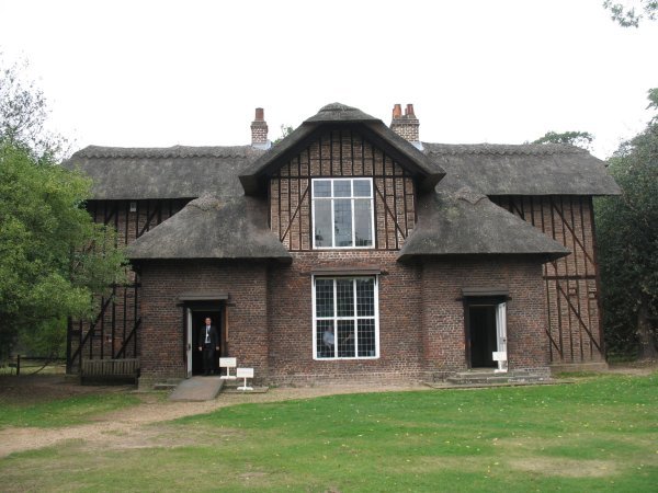 Queen Charlotte's Cottage at Kew Gardens