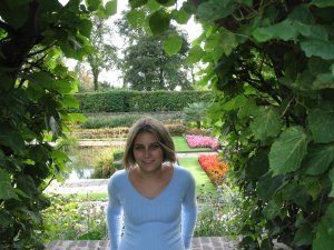 Jennifer in the gardens at Kensington Palace