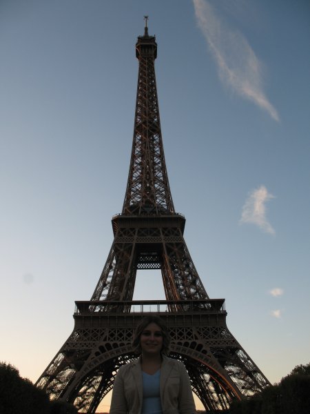 Jennifer and the Eiffel Tower