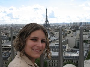 Jennifer on top of the Arc De Triomphe