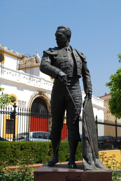 Statue near Plaza de Toros de la Real Maestranza