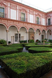 Courtyard in Museo de Bellas Artes