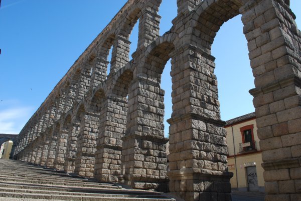 Roman aqueduct in Segoiva