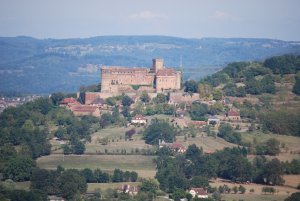 Chateau de Castelnau-Bretenoux from a distance