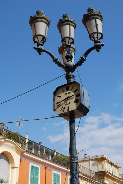 Lightpost in Nice