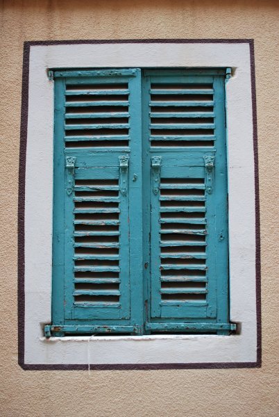 Window in Villefranche-sur-Mer 