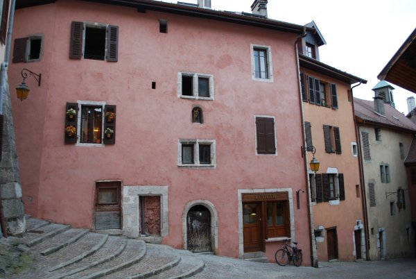 Pink building in Annecy