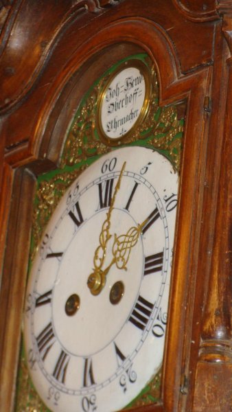 part of a clock 