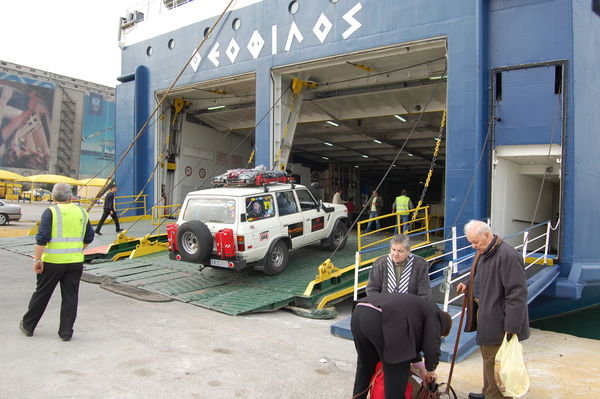 Car going in to the Boat