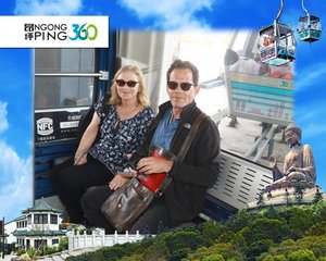 Our Hong Kong cable car photo in 3D frame souvenir