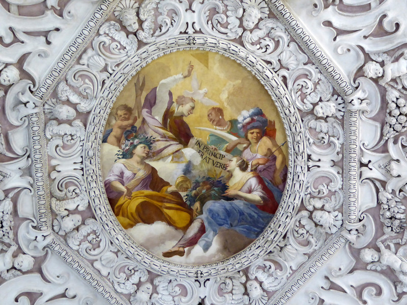 Painting on the ceiling of a church in Bra