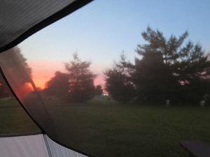 Sicht aus dem Zelt am frühen Morgen