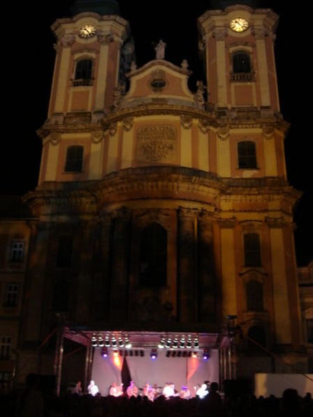 Band & Cathedral