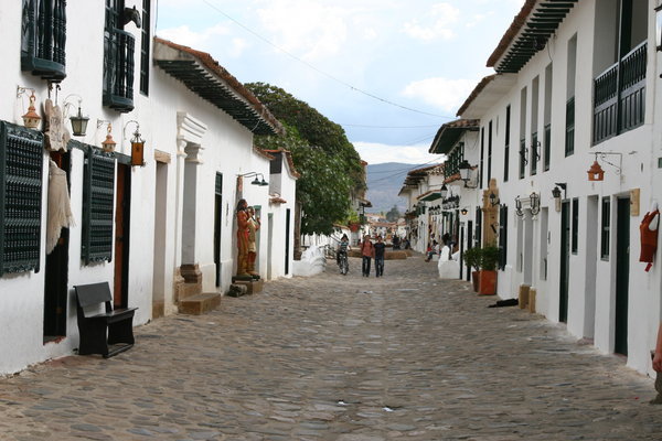 The white-washed buildings and cobbled streets of Villa Leiva