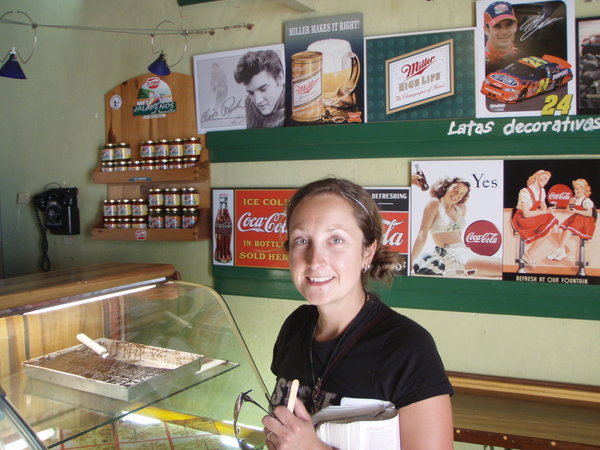 An ice cream shop in Villa Leiva