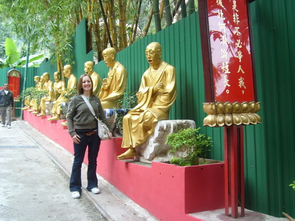 Bottom of the steps to 10,000 buddhas